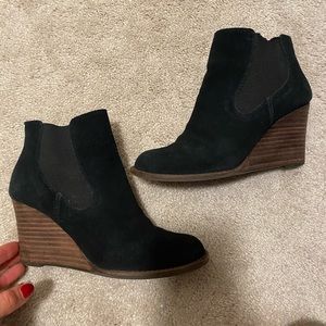 Black suede Lucky Brand Booties